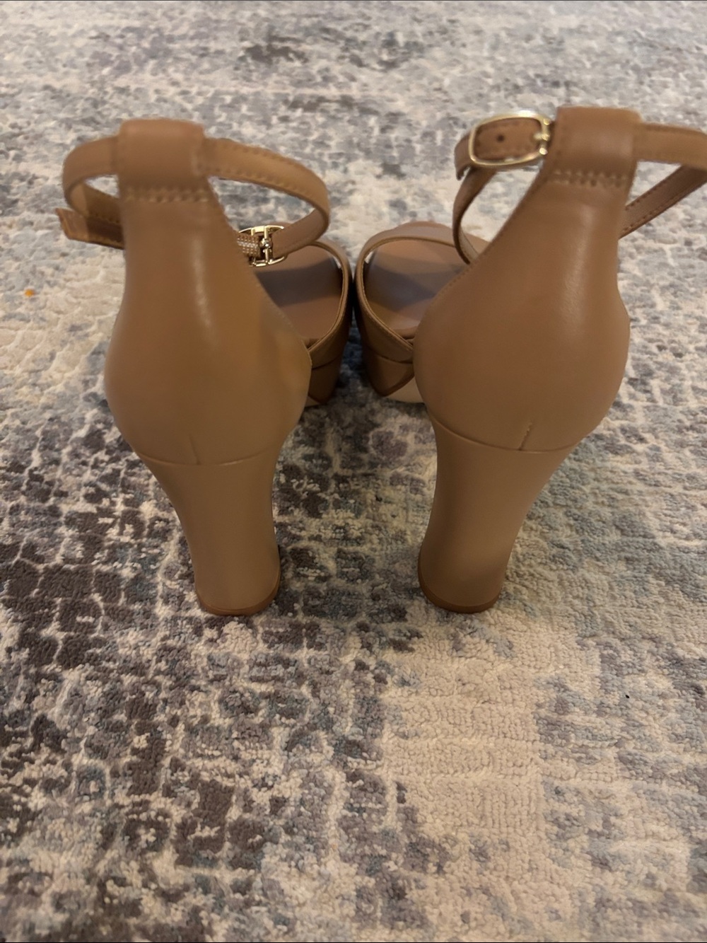 27 Edit by Naturalizer “Delphie” Women's Ankle-Strap Platform Sandals in Nude 6M - Picture 4 of 8